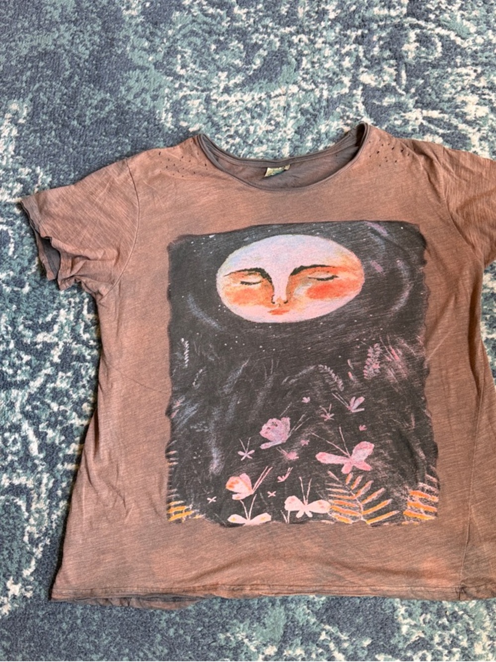 Women’s Whimsical Shirt - Picture 2 of 5